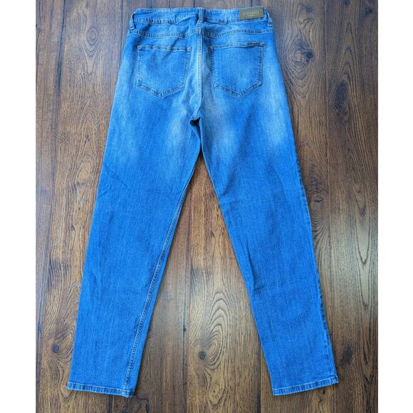 Violetta Women Ely Relaxed Jeans - Picture 3 of 7